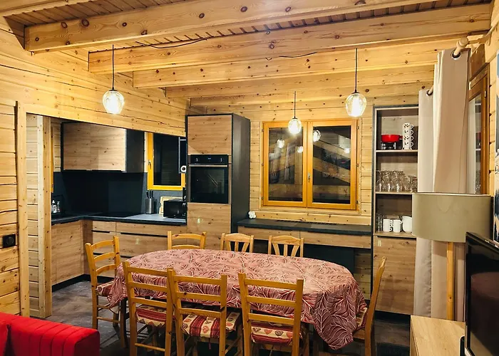 Individuel 8 Pers A Porte Du Soleil Avec Jacuzzi Exterieur Châtel